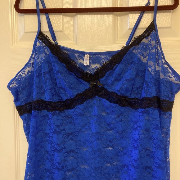 Royal Blue Lace Nightie with Black Trim - Picture 2 of 7